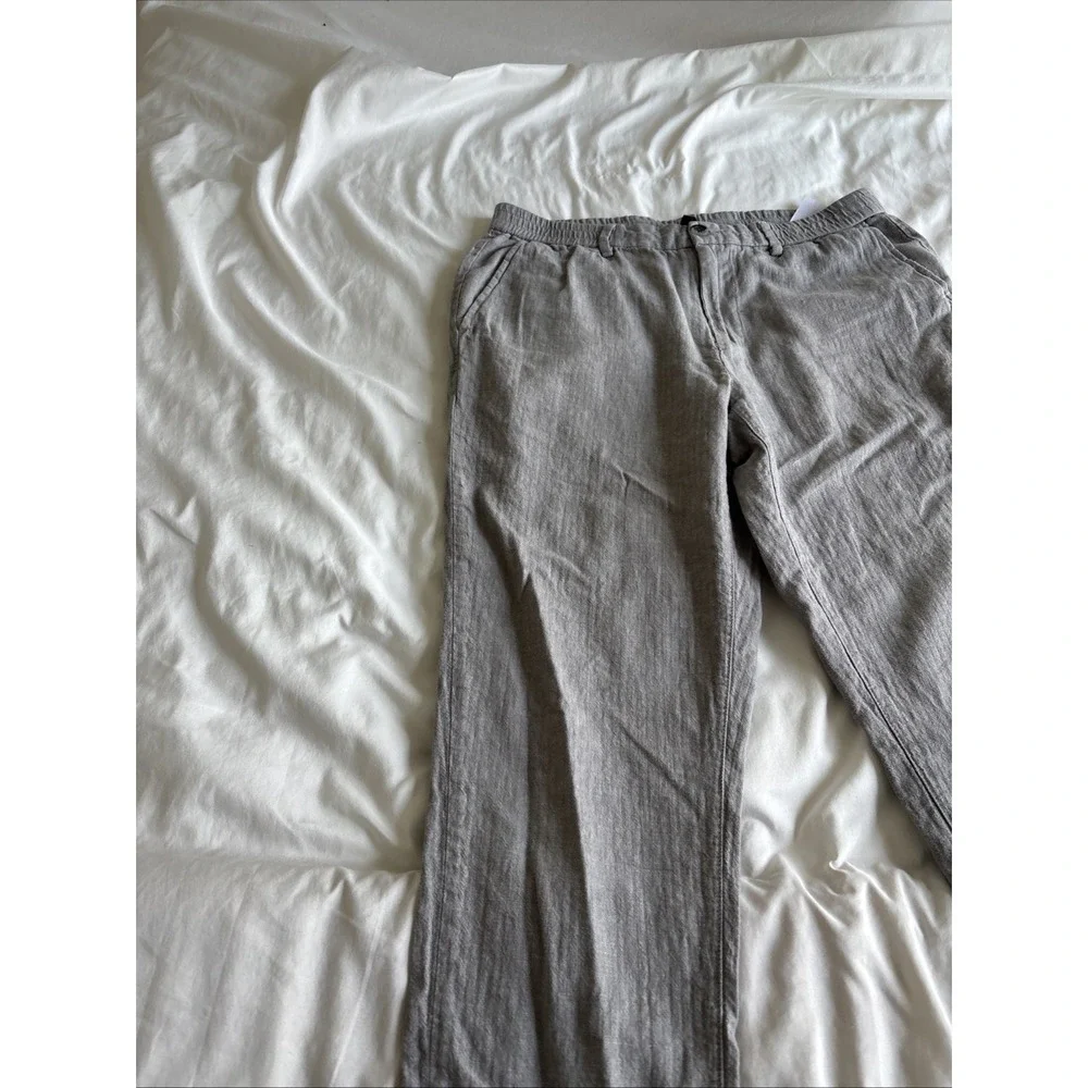 Banana‎ Republic Men's Light Gray Mason Chino Pant. Size 31x30.